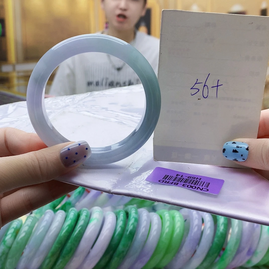 翡翠未镶嵌手镯hjj