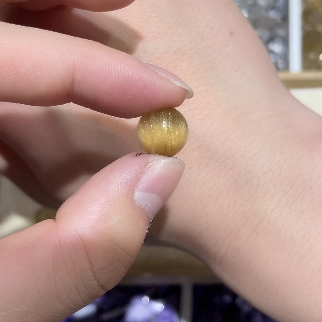 水晶珠宝半成品未镶嵌云*打孔，不退不换