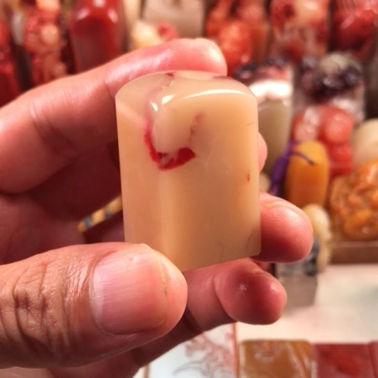 静***流巴林鸡血石经典巴林鸡血石