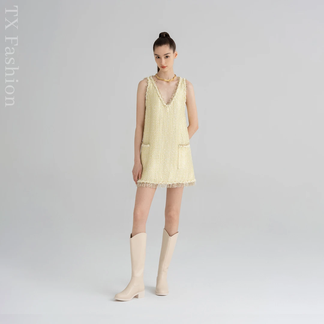 【YOLLA】2025秋冬新款鹅黄色小香风粗花呢V领背心连衣裙短裙