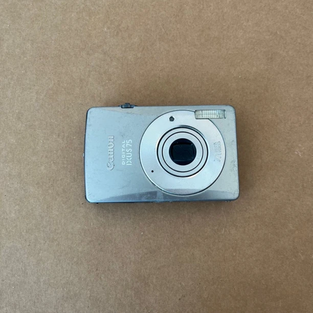 9新 Canon/佳能 佳能ixy90国版ixus75 No质量问题no退换
