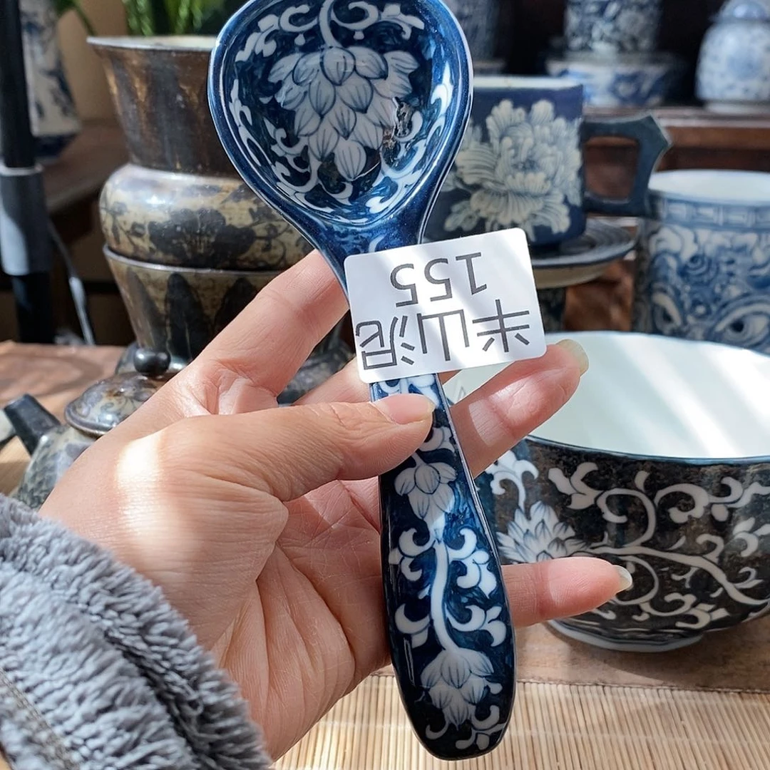 手工手绘青花陶瓷