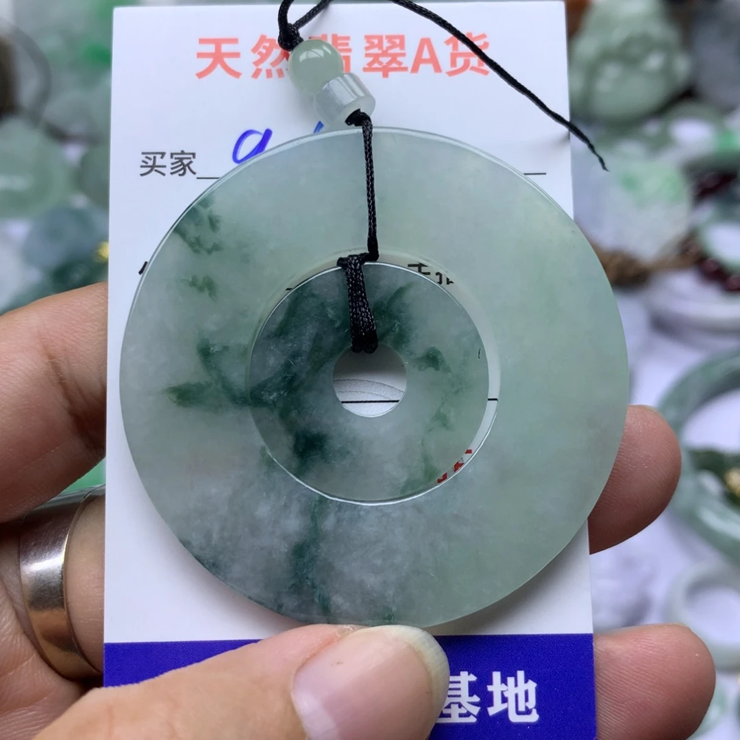 翡翠未镶嵌颈饰缅甸A货翡翠