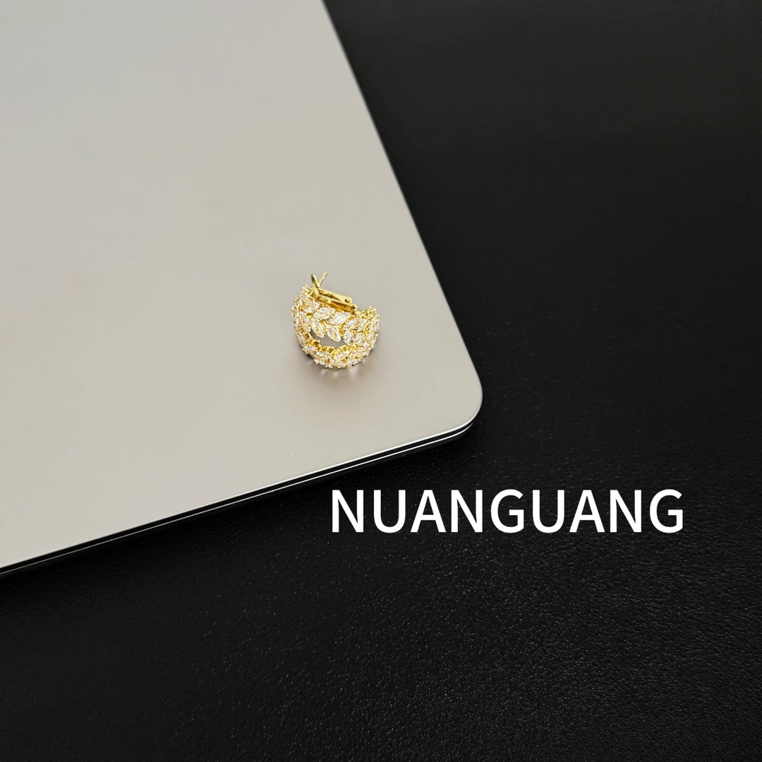 合金耳饰 《冰脉璀璨》精致麦穗镶钻耳钉小众高级感时尚耳环