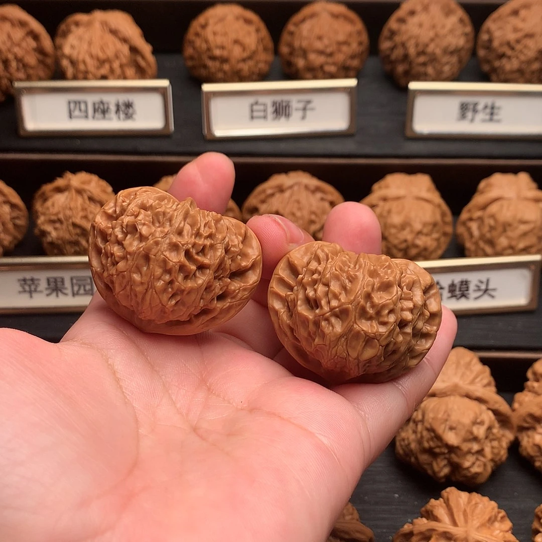 文玩核桃吊坠18号宫灯40