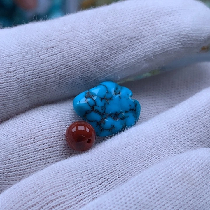 未镶嵌南红玛瑙珠宝奇石