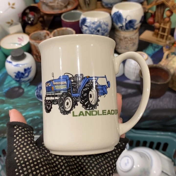 在干嘛啊亲爱勒这样