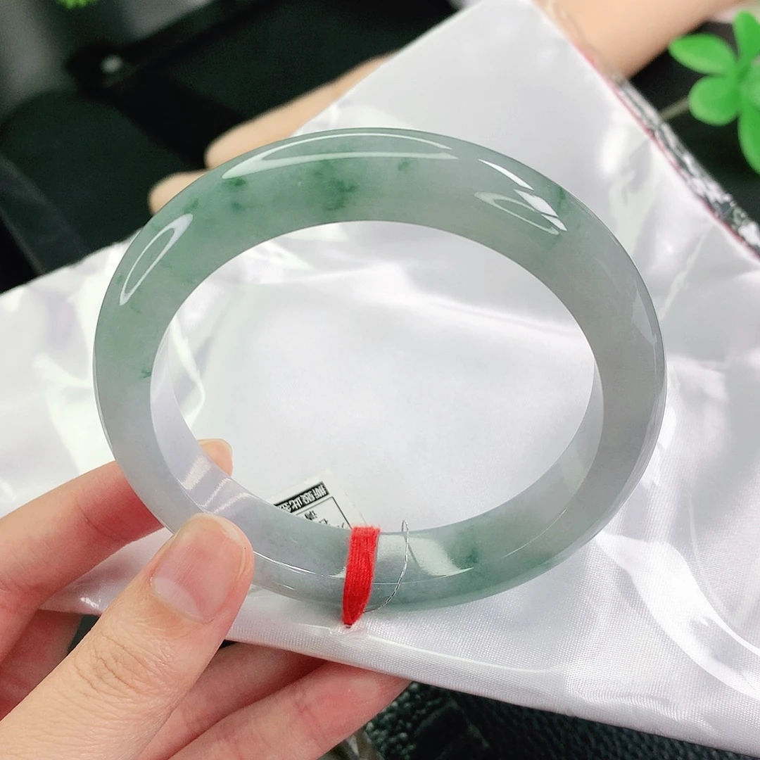 翡翠未镶嵌手镯62圈