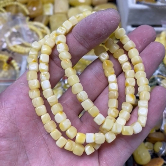 蜜蜡裸石未镶嵌多样性发货其一