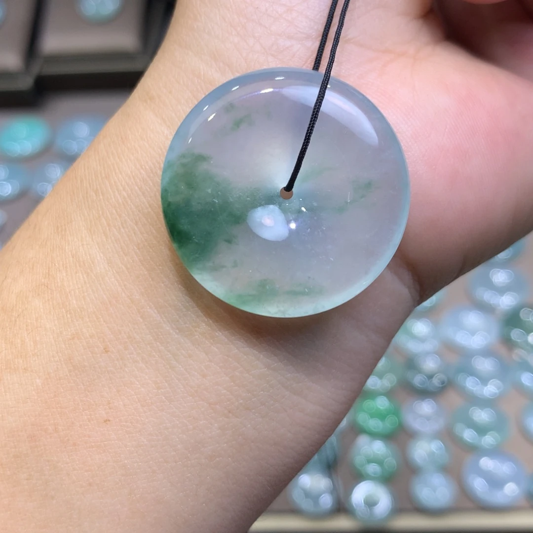 翡翠未镶嵌颈饰平安扣30*6.7