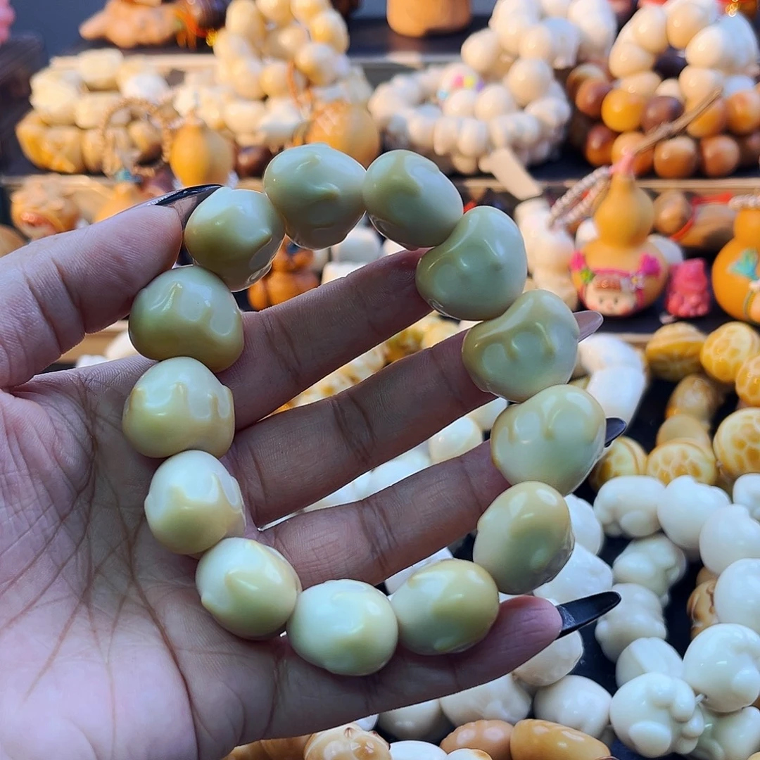 菩提根/象牙果手串巧克力爱心