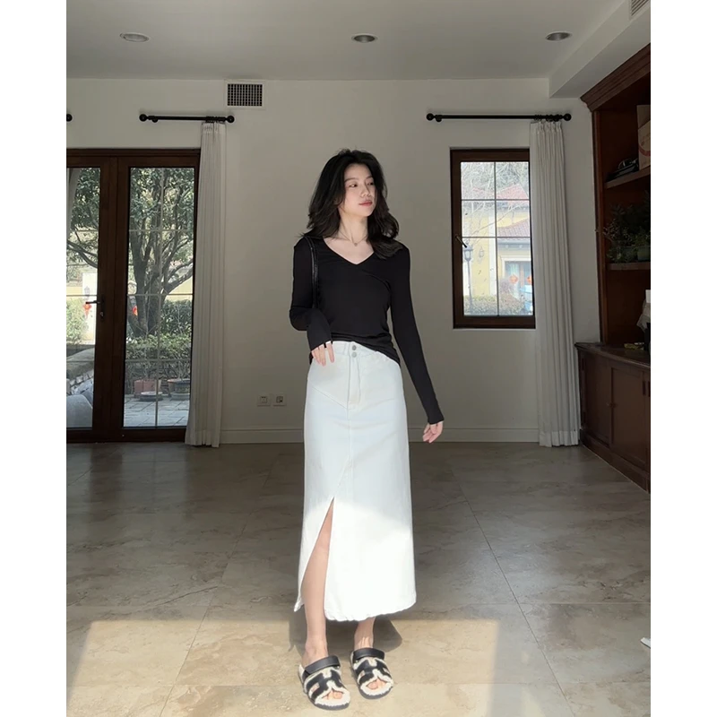 郭九九呢 100%棉开衩牛仔半身裙清冷感v领显瘦长袖t恤 G924Z16097