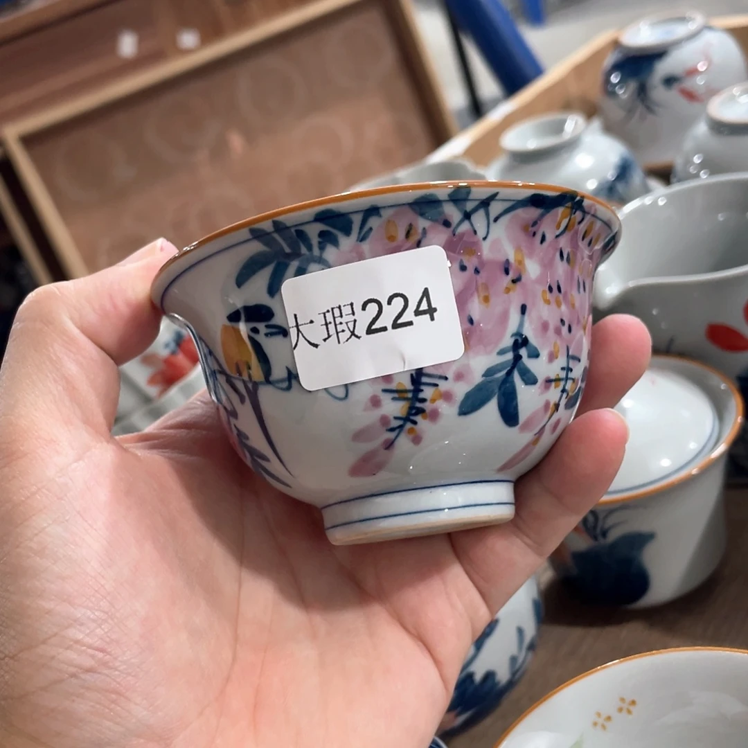 釉下手绘茶具微瑕