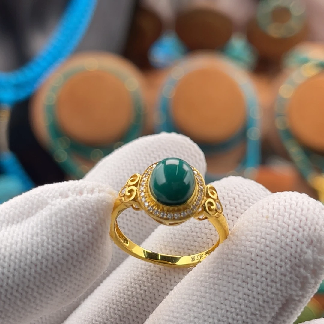 绿松石18K金镶嵌珠宝奇石