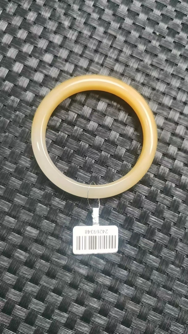 天然玉石独龙玉黄色系正圈