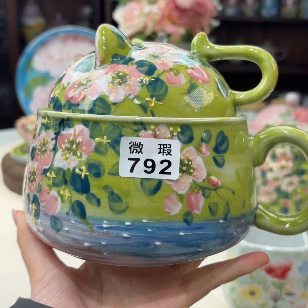 瓷片兔兔的小可爱太