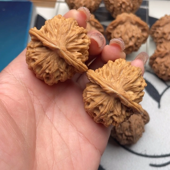 文玩核桃把件天地37