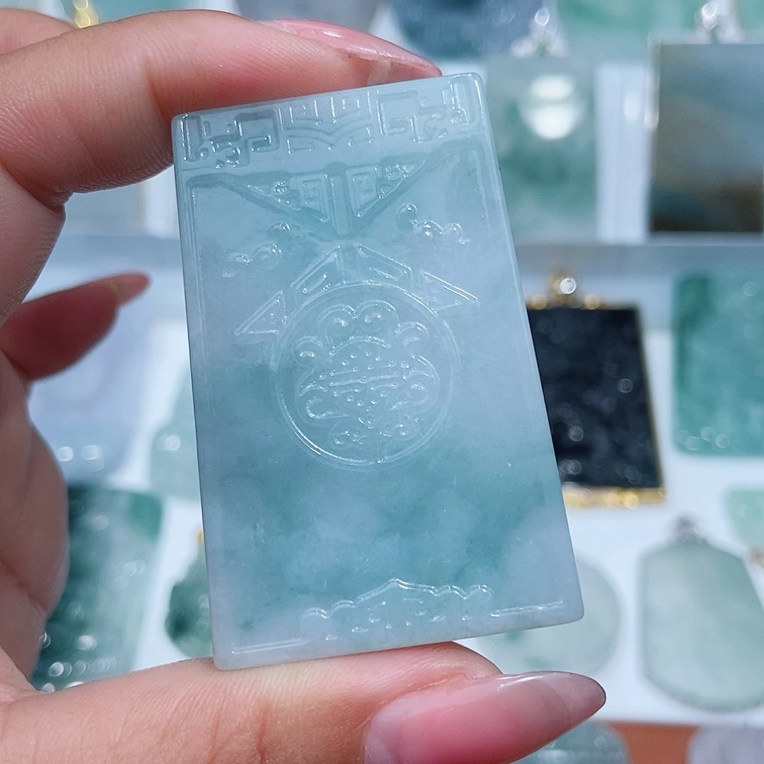 翡翠吊坠(不含链)足银镶嵌