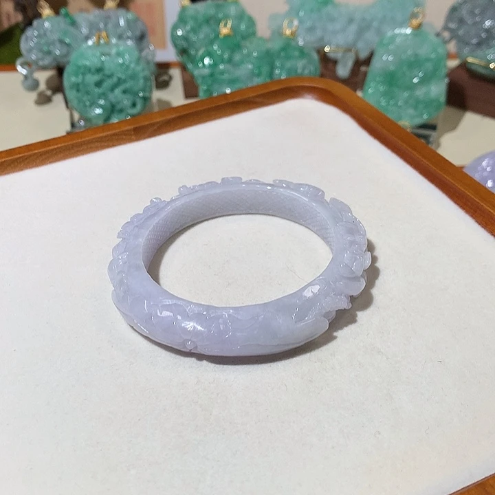 未镶嵌手镯翡翠翡翠手镯