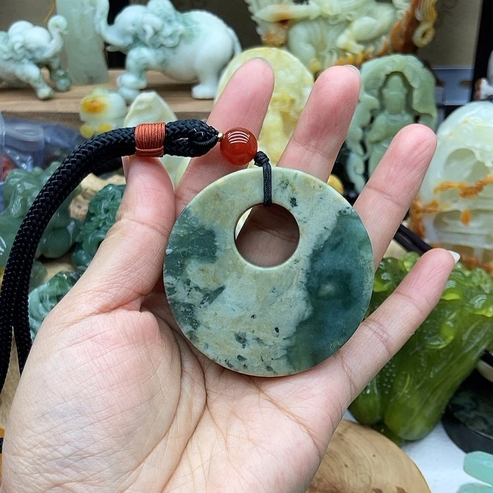 岫玉手把件未镶嵌