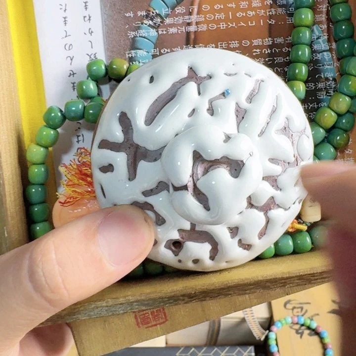 砖雕瓷器工艺品等摆件
