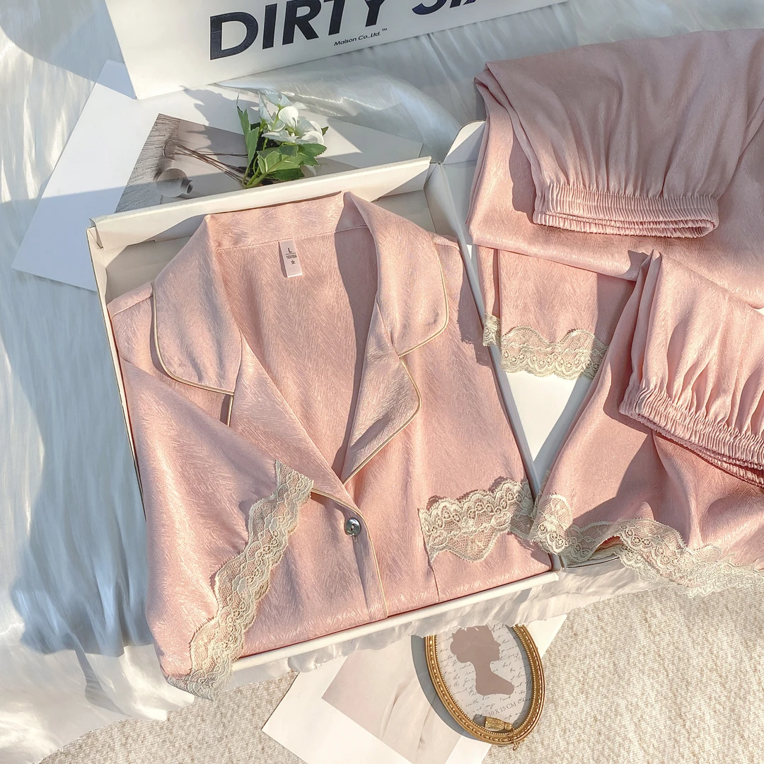 达芬奇密码2025人字纹花边三件套高级冰丝睡衣新款女夏大码外穿