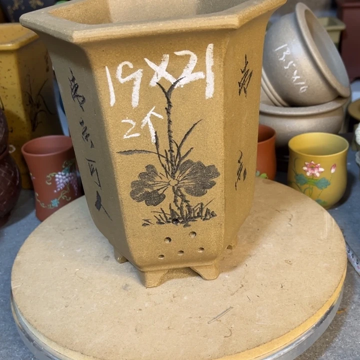 紫砂花盆紫砂花盆