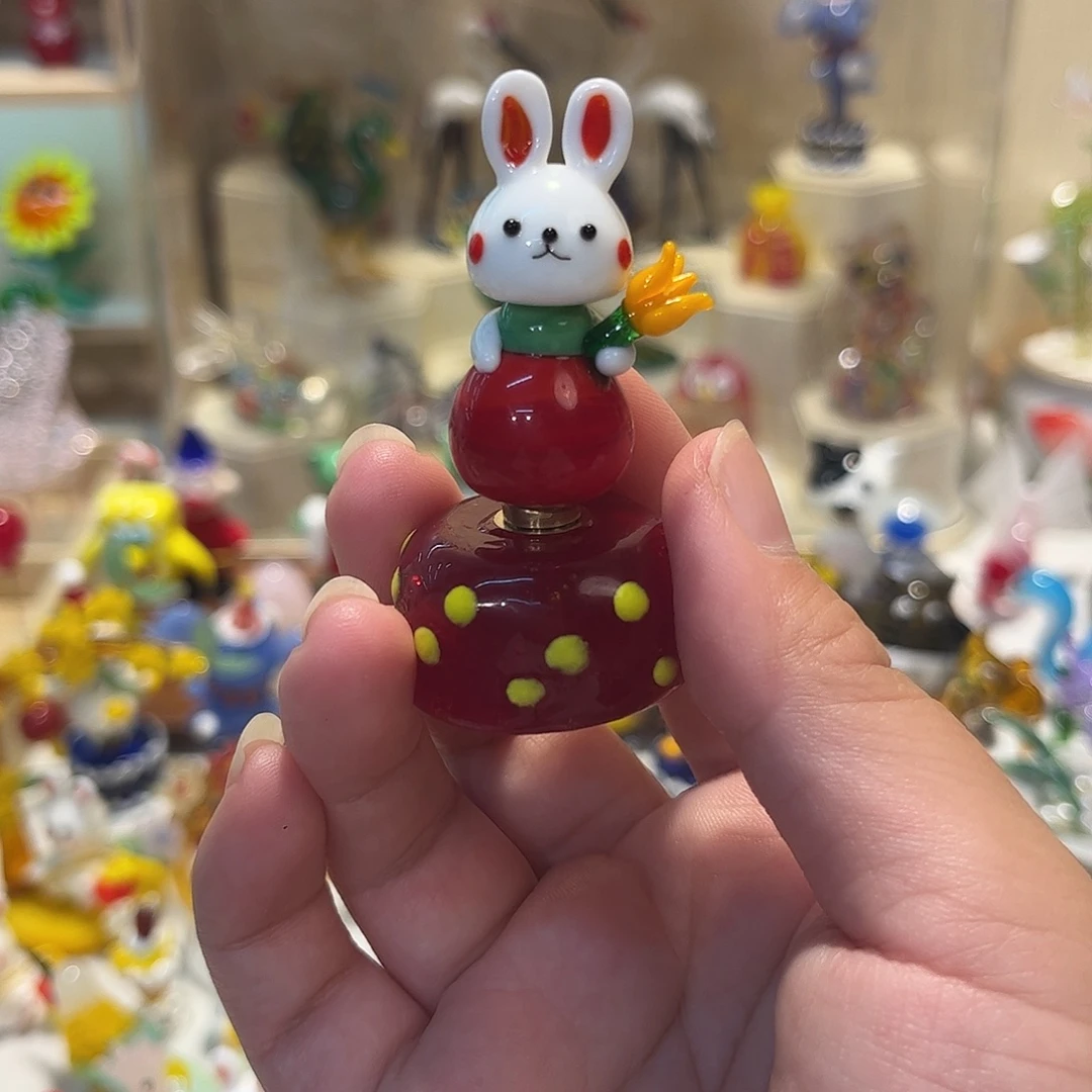 手工艺品琉璃旋转兔子