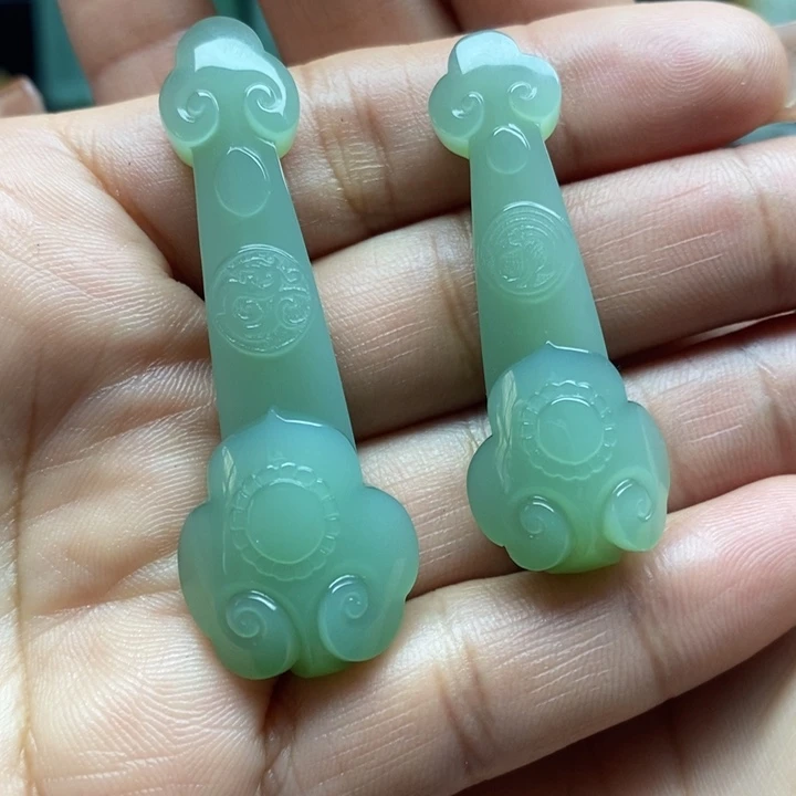 和田玉挂件未镶嵌爱**糖