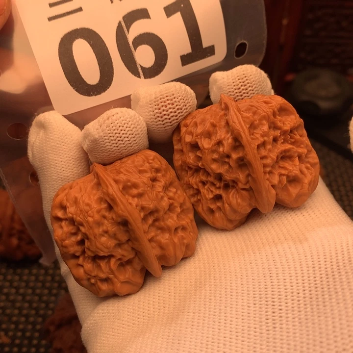 吊坠文玩核桃金钟39