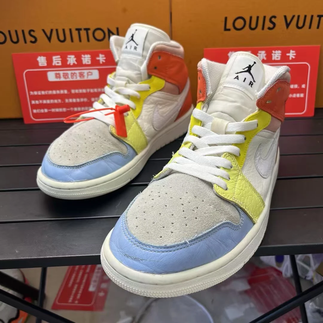 95新 MM6 95新阳/42.5码/AJ1 多彩拼接