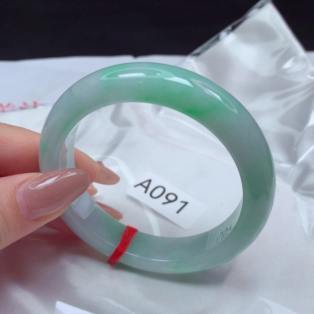 翡翠手镯未镶嵌手镯55