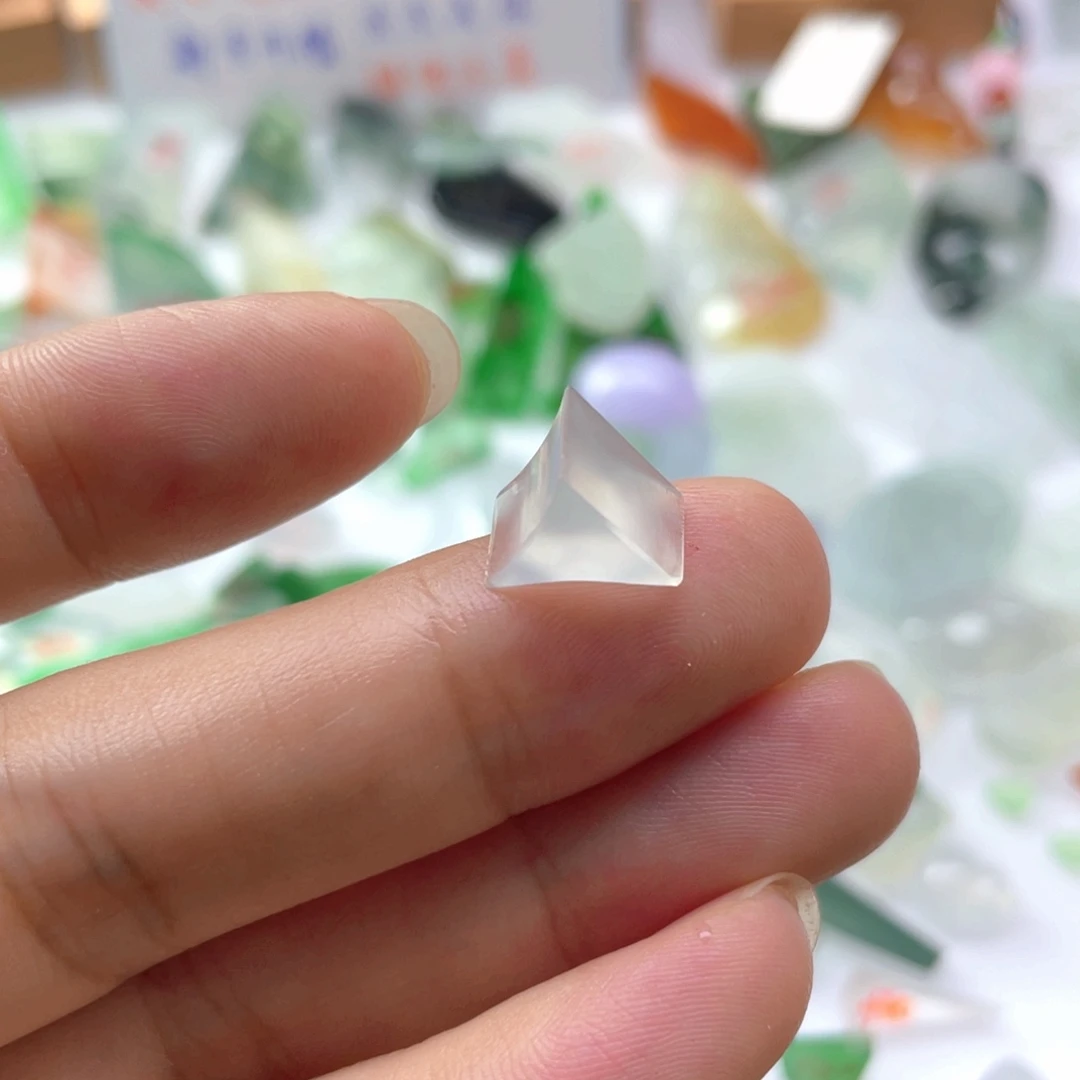 定制翡翠未镶嵌天然缅甸翡翠