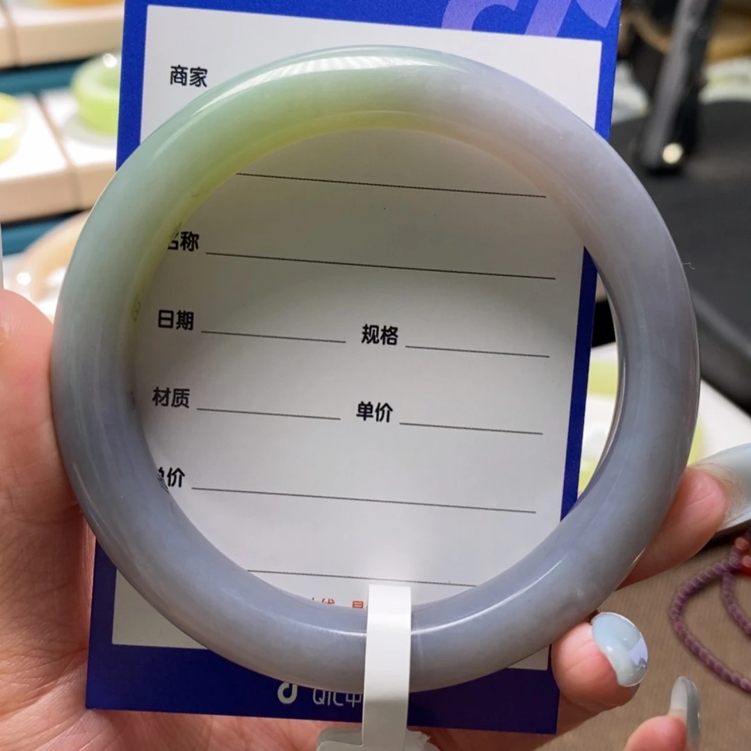 【闪购商品】和田玉手镯未镶嵌