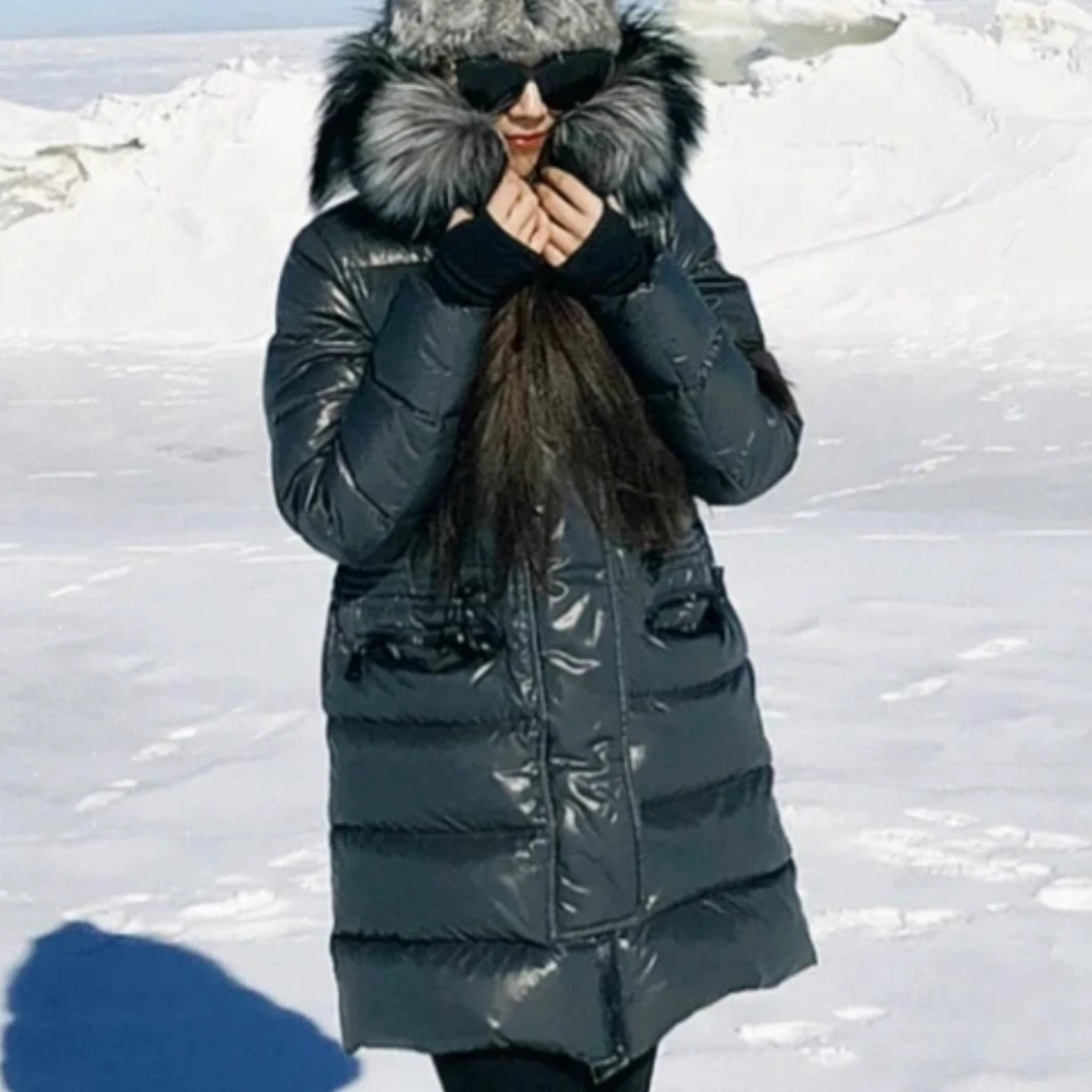 99新 MONCLER 蒙口中长款墨绿色收腰羽绒服 2码/A1651