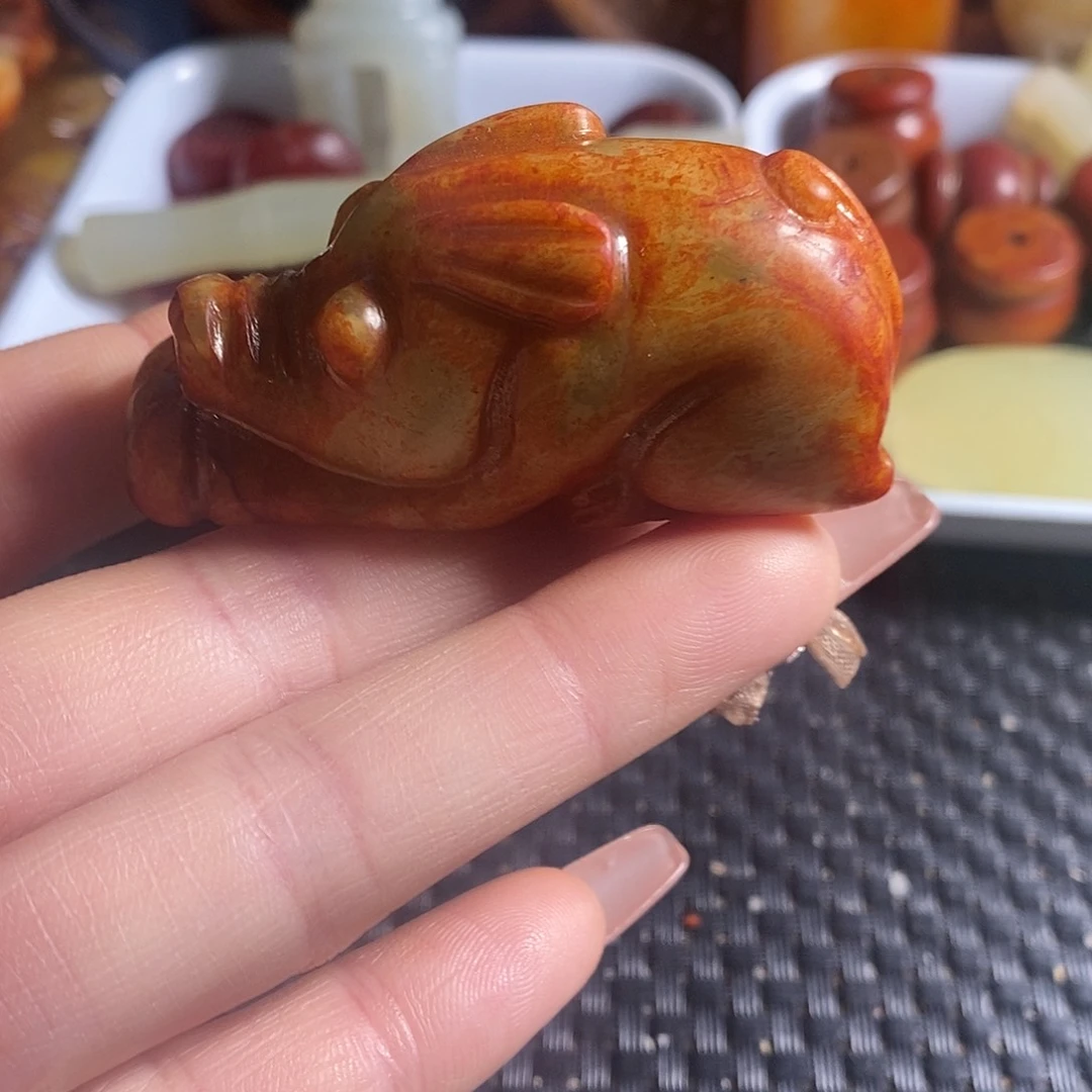 岫玉未镶嵌珠宝奇石