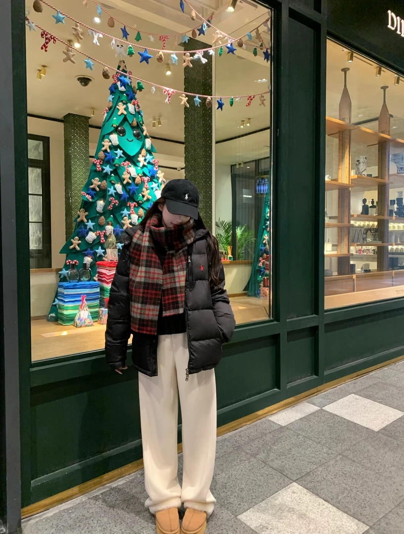 小马刺绣冬季新款连帽轻便羽绒服加厚保暖【男女同款】