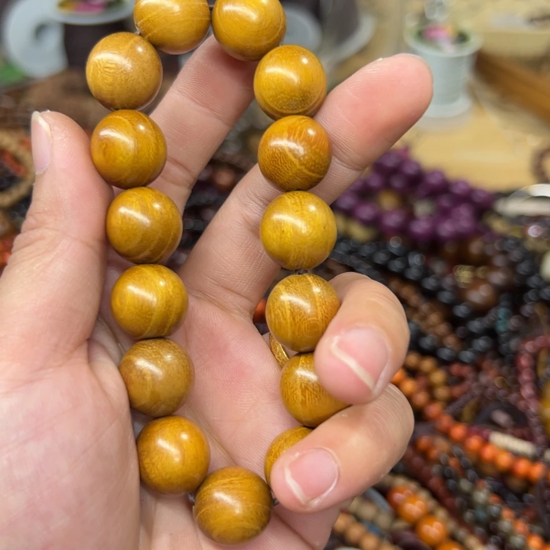 维腊木（绿檀）无事牌