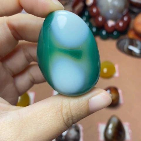 未镶嵌玛瑙/玉髓珠宝奇石