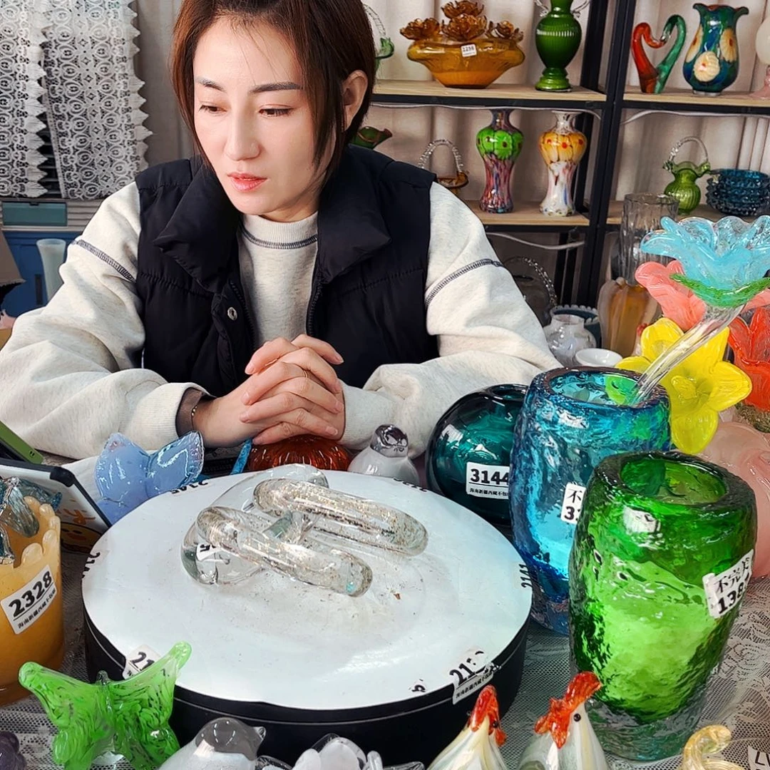 锁链花撑 家悦琉璃工艺品不完美