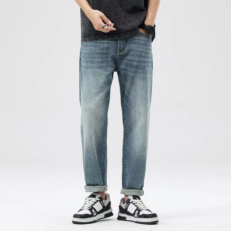 男士轻薄款小脚裤牛仔