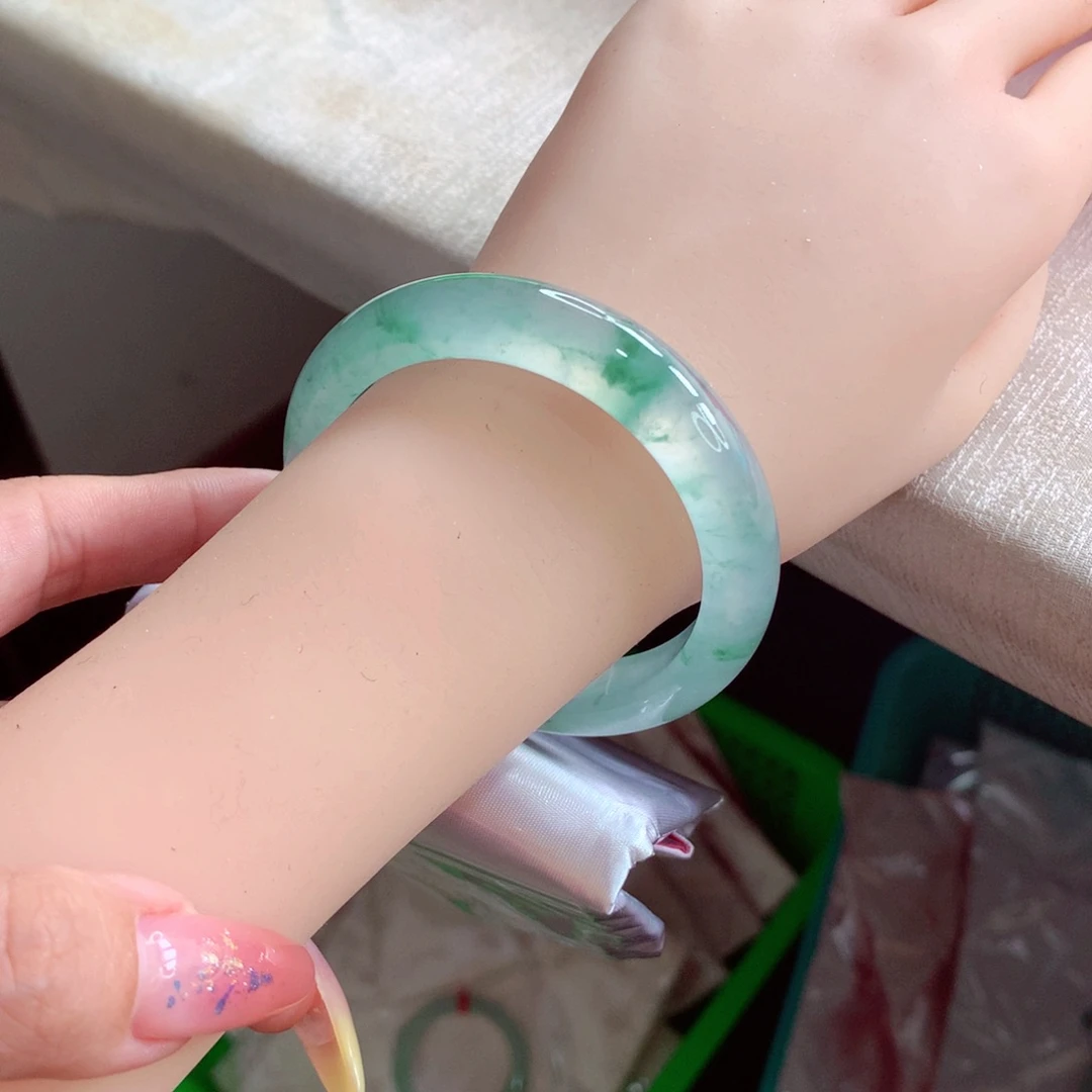 翡翠手镯未镶嵌52.3炸光绝美意境冰飘花一步到位 敏