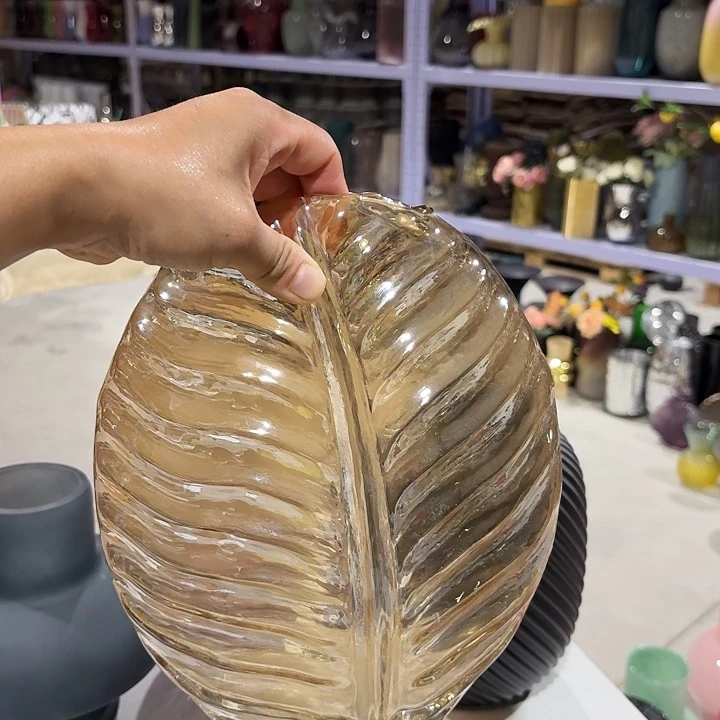 高度27厘米的纯手工艺花瓶