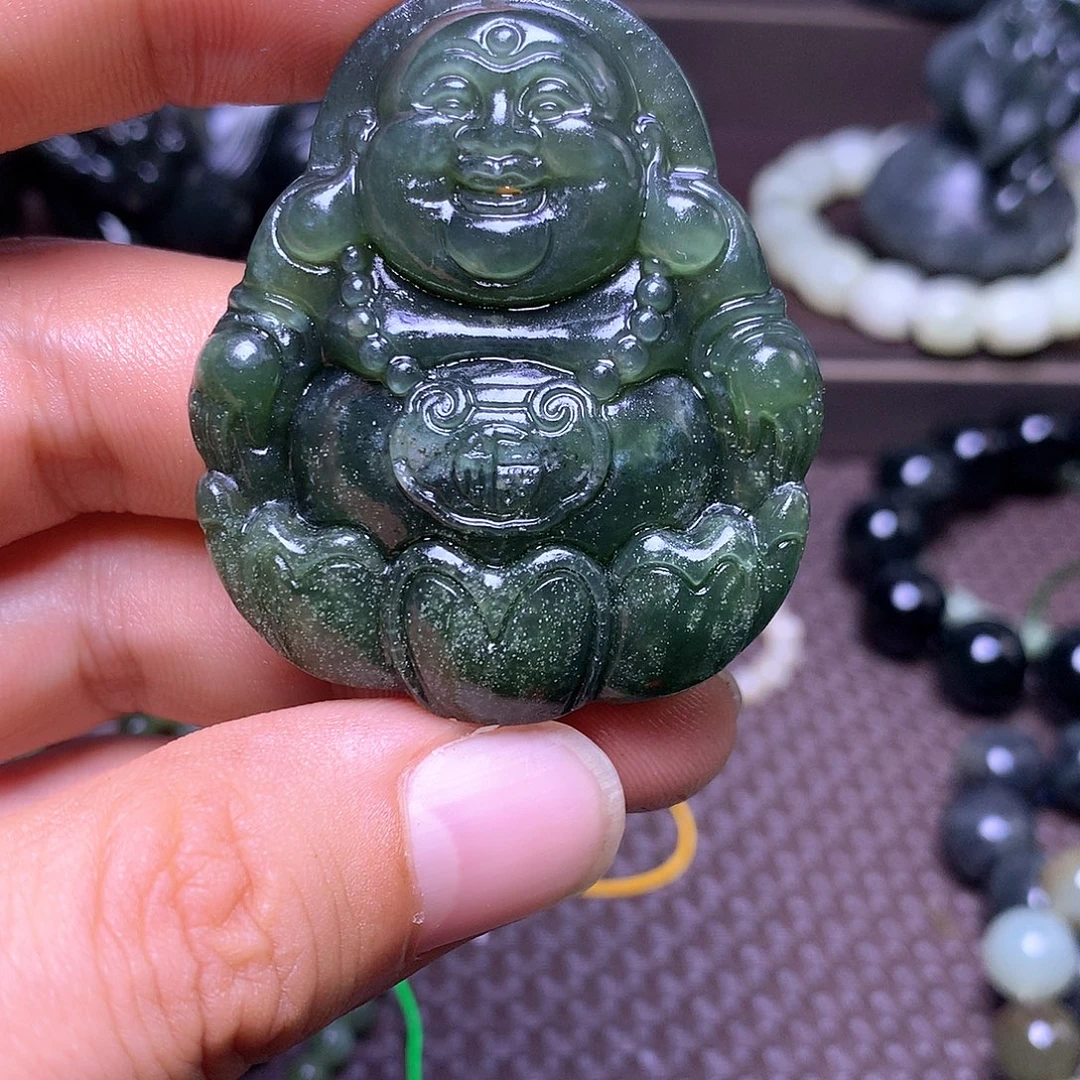 颈饰未镶嵌和田玉
