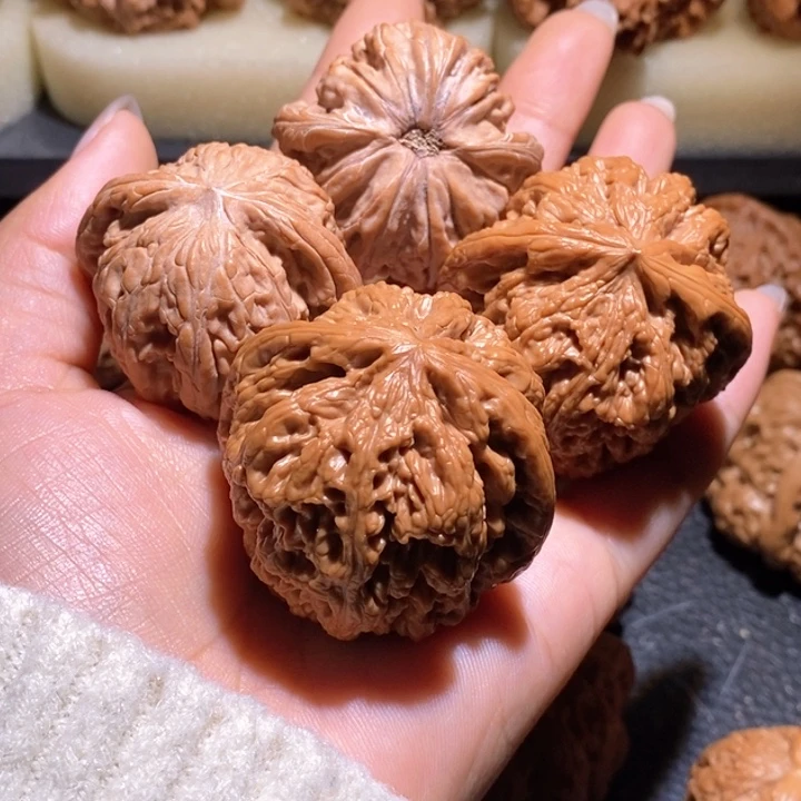 文玩核桃把件【*磨盘粗筋两对