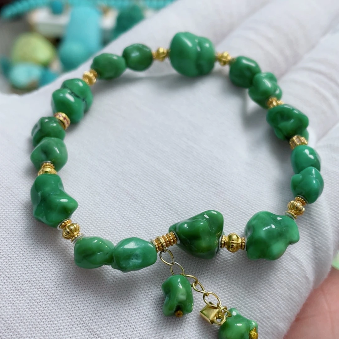 绿松石未镶嵌珠宝奇石