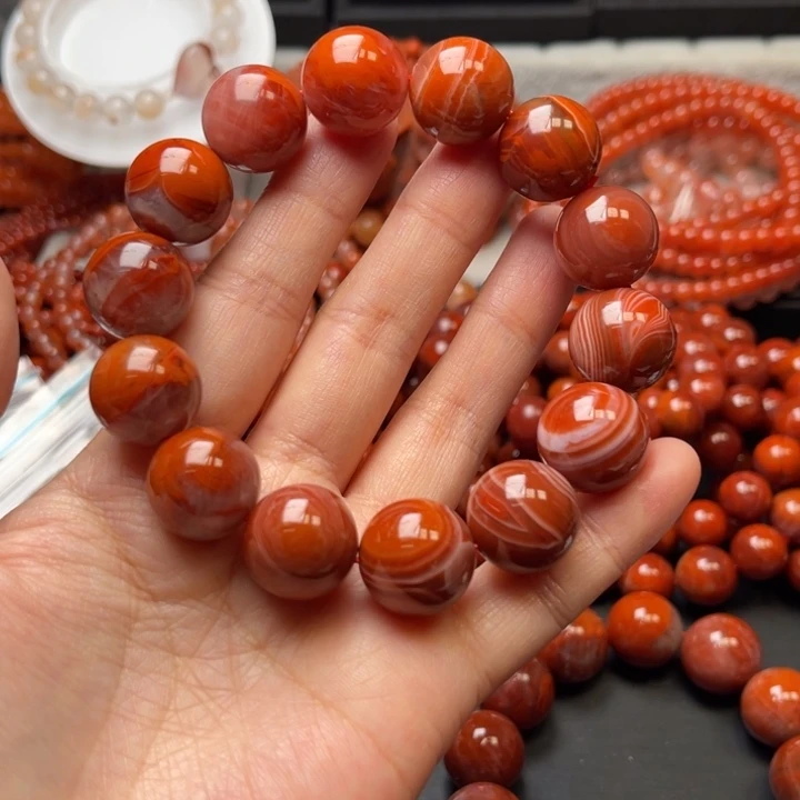 南红玛瑙未镶嵌多样性发货默认微瑕称重16mm