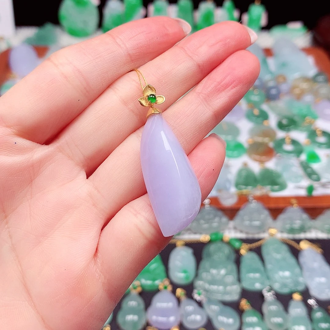 翡翠颈饰18K金镶嵌天然翡翠A货