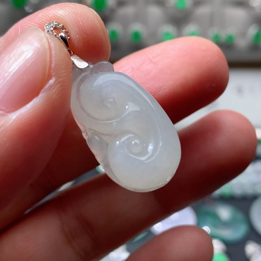 颈饰银S925镶嵌翡翠