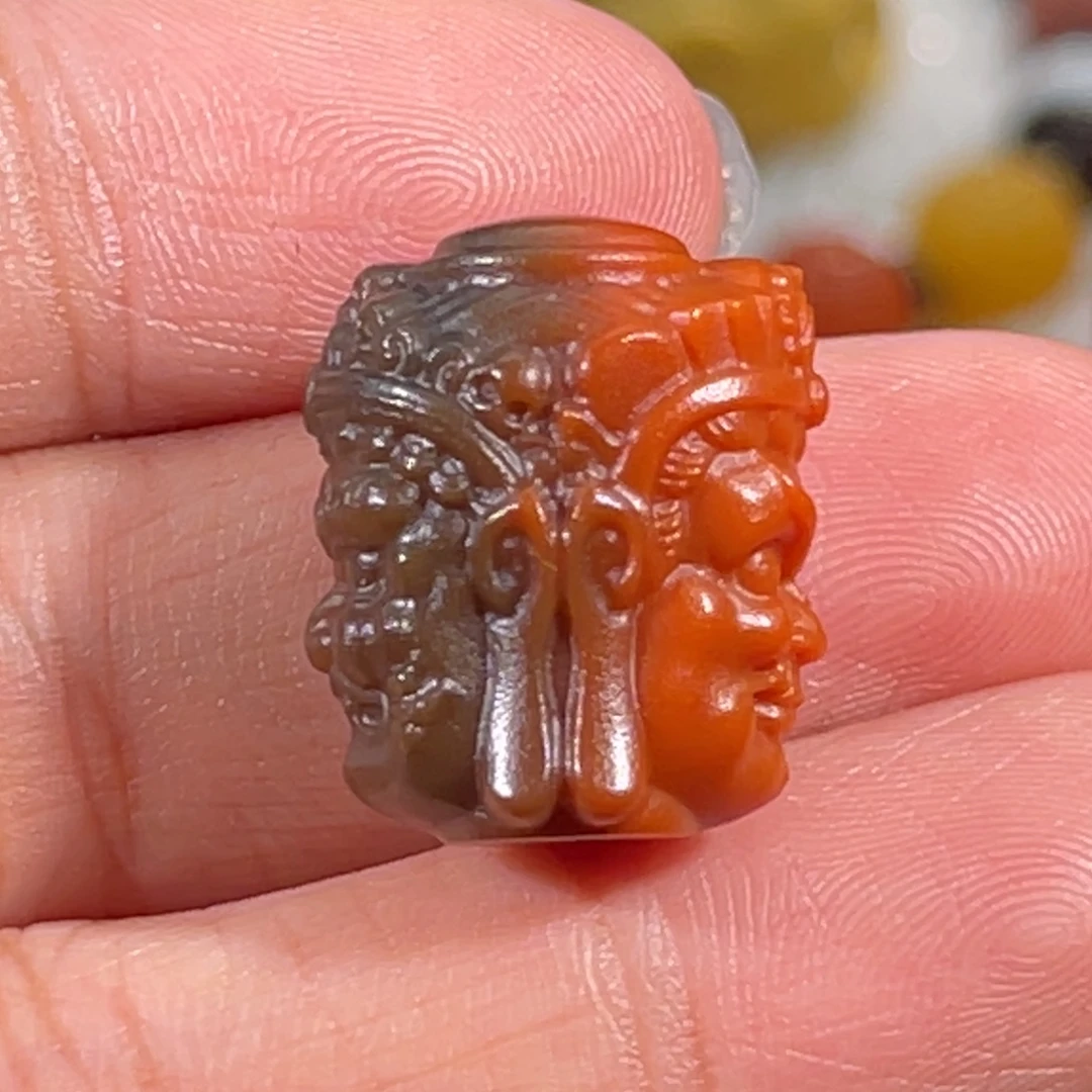 南红玛瑙未镶嵌昭通料黄财+老黑天18.6*15.7mm